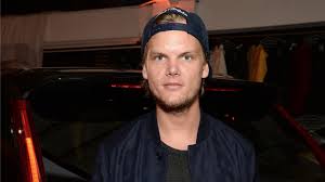 Na instagramu se objevila zvláštní fotka. Avicii Beerdigung Unter Ausschluss Der Offentlichkeit Leute Bild De