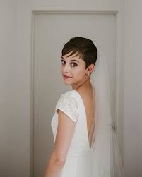 How To Debut A Drastically Different Hairstyle On Your Wedding Day Short Wedding Hair Best Wedding Hairstyles Wedding Haircut