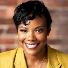 Nothing but the Right Thing: A Novel: Adams, Stacy Hawkins: 9780800730970:  Amazon.com: Books