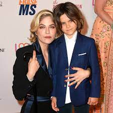 Мэри бейтнер (родилась в 1960). Selma Blair Ihr Kleiner Sohn Musste Mitansehen Wie Sie Eine Treppe Heruntersturzte Bunte De