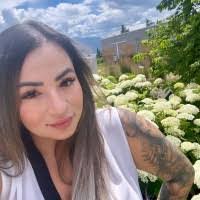 Stacey Needham's Instagram, Twitter & Facebook