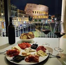 Apartment Mavi At Colosseum Rome Italy Booking Com In 2020 Rome Colosseum Ciampino