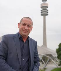Eliteschule des sports berlin eliteschule des fußballs landessportbund berlin wir ermöglichen eine sehr gute schulische ausbildung und leistungssport. Das Olympiastadion Erfullt Alle Anforderungen Fur Den Spielbetrieb Stadionwelt