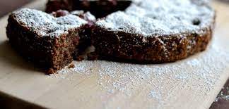 .und solche die es noch werden wollen wenn sie mal groß sind. Kirschkuchen Mit Allem Was Gut Ist Schokolade Nuss Und Kaffee Herbs Chocolate