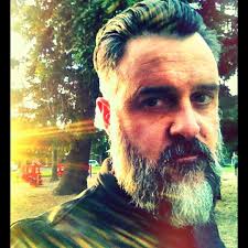 Stream Brett Hunt music