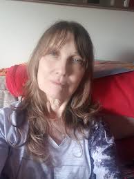 So just turned 70 have been a bottle blonde for more years than I can  remember. When Covid hit I didn't go to get my hair cut or coloured and the  2nd