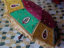 Pin By Vidya Dhanram Munsamy On Mehndi Night Ideas Umbrella Decorations Umbrella Wedding Desi Wedding Decor