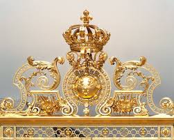 Crown home decor is an online shop. Crown Home Decor Versailles Photography Print Gold Large Wall Etsy Crown Decor Large Art Prints Extra Large Wall Art