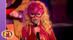 If there is something @22073458394:274:mega mindy can't stand, they are unexplained magic tricks! Mega Mindy Je Suis Mega Mindy Youtube