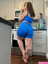 Sexyrussiancherry  Thick Goddess  cherrylids Nude Leaked OnlyFans Photo  3 - Fapello
