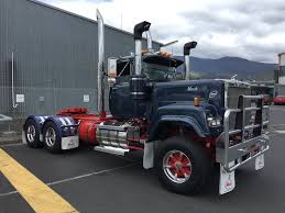 Mack Superliner Full Resto Resto Superliner Mack Trucks Big Trucks Big Rig Trucks