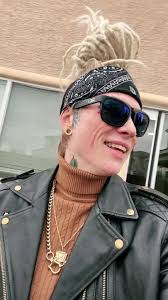 Stacy Heck's Instagram, Twitter & Facebook