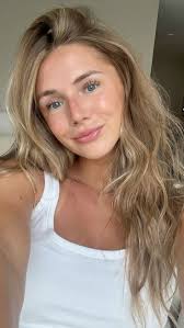 Jo Corbett (jodenecorbett)