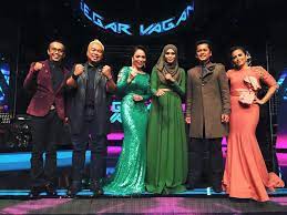 Gegar vaganza 7 atau gegar vaganza 2020 (norma baharu) bermula pada 11 oktober 2020 dan disiarkan pada hari ahad jam 9:00 malam yang menampilkan 14 peserta daripada malaysia sahaja. Senarai Lima Finalis Gegar Vaganza 2015 Sensasi Selebriti