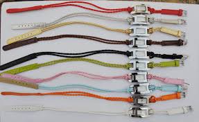 ساعات اللف موضة 2012 ساعات شبابيه وملونه موضة 2012