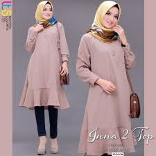 Kali ini gotomalls akan membagikan 10 inspirasi atasan tunik yang cocok untuk dipadukan dengan berbagai tema outfit hijab maupun tanpa hijab. 59 Muslimah Blouse Ideas In 2021 Fashion Fashion Outfits Clothes For Women
