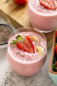 Strawberry Chia Seed Smoothie In Glass With Sliced Strawberry On Top Ingredients 1 C Chia Seed Smoothie Breakfast Smoothie Recipes Smoothie Recipes Strawberry