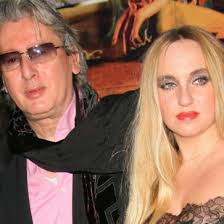 Bienvenue sur la chaîne youtube de boursorama ! Alain Bashung La Biographie De Alain Bashung Avec Gala Fr