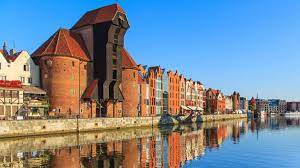 The ibis gdansk stare miasto is a hotel in the heart of gdansk, poland, and it places you within walking distance of the old town hall and the old town district of the city. Stare Miasto W Gdansku Odkryj Skarb Pomorza W Jeden Dzien The Blond Travels