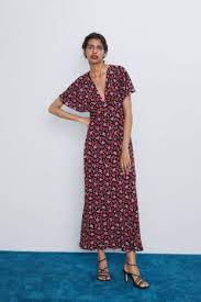 Super soft mohair blend beanie with a subtle sakura flower pattern. Floral Print Dress Worn By Cara Bloom Violett Beane In God Friended Me Season 2 Episode 1 Spotern