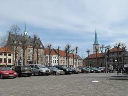 Discover the best things to do & events in maaseik. Datei Maaseik Centraal Plein Foto21 2011 03 20 11 58 Jpg Wikipedia