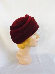 Reserved 1930 S Vintage Red Velvet Turban French Room Etsy Velvet Turban Red Hat Club Hats Vintage
