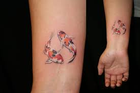Koi Fish Done By Presley Bott Koi Koifish Koitattoo Wristtattoo Japanese Cutetattoo Femaletattoo Femaletattooartist Koi Fish Tattoo Koi Tattoo Tattoos