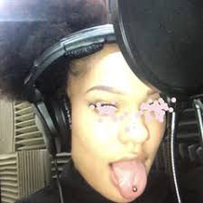 Stream Marco Bazan music