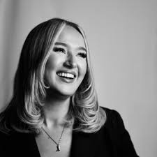 I'm delighted to share that I have been promoted to Digital Media Executive  at Republic of Media! Looking forward to what the new role has in store  within the digital team📱🎊 The