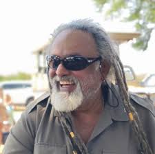 🐍🐆 Epic moment a leopard attacks a massive African rock python at in  South Africa's Kruger National Park