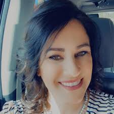 Becky Dodson's Instagram, Twitter & Facebook