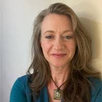 Nohemi Brown's Instagram, Twitter & Facebook