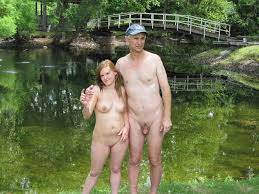 File:Dad with daughter 2.jpg - Wikipedia