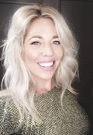 A Wolf in Women's Clothing eBook : Bear, Wendi, Bear, Wendi, Yarger, Craig:  Amazon.ca: Books