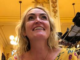 'Queen of the mommy bloggers' Heather Armstrong dies aged 47