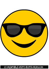 You can edit the text, select any clipart and change the emoji faces. 20 Free Printable Emojis Photo Booth Props