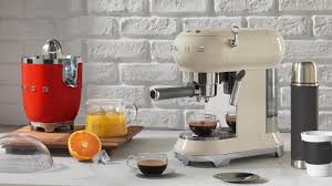 With this coffee and espresso machine, you can enjoy a quality cup of espresso without leaving home. 5 Best Espresso Machines 2021 Youtube