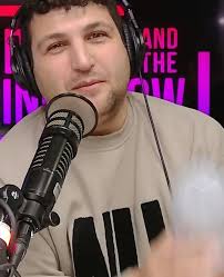 Awesome morning talking @brew_pants with the Shark Tank LEGEND  @barbaracorcoran! Please check out my small business and head to Amazon  search ‘Brew Pants’ and buy a baby bottle coozie today ❤️, Ps is ...