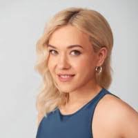 Victoria Stack's Instagram, Twitter & Facebook