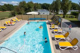 Camping Avec Piscine Chauffee A Ambon Proche De Damgan Camping De Brouel Ambon