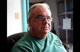 Dennis Quesenberry's Instagram, Twitter & Facebook