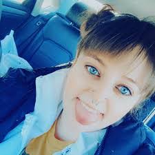 Alexis Stover's Instagram, Twitter & Facebook