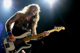 Best Metal Bassists Of All Time – Top 20 List
