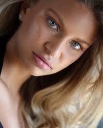 Profile for Chloer.model