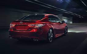 download wallpapers toyota camry xse 2018 4k rear view new camry red camry sedan japanese cars toyota besthqwallpapers com toyota camry japanische autos toyota