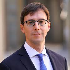 William Mullins, Associate Professor of Finance