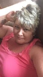 40+ "Vicky Combs" profiles