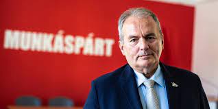 Thürmer gyula a vasárnapnak adott interjújában kijelentette, a liberalizmus és a fasizmus céljai megegyeznek. Ketszer Lattam Kadart Sirni Thurmer Gyula A Mandinernek Mandiner