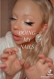 DIY Nail Tips: Doing My Nails at Home