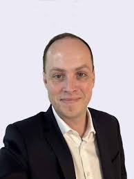 Future leaders: charting paths to success